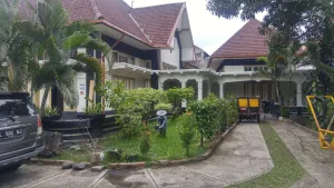 RUMAH SEMERU